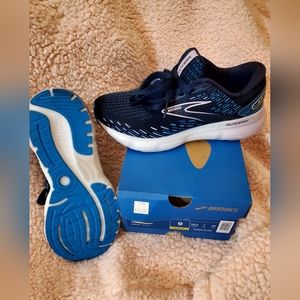 Brooks Athletic Shoes